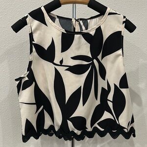 Black and beige Leaf Print Women's Top